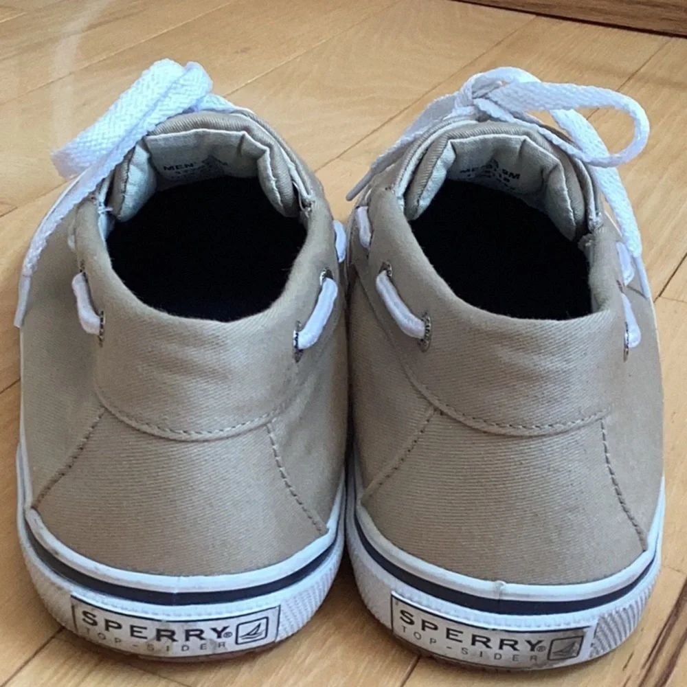 Sperry Top-Sider light khaki boat shoes. Men’s size 9